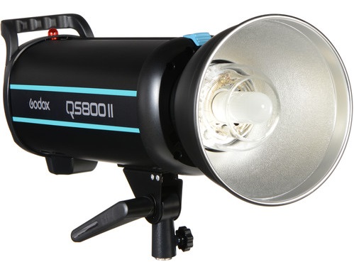 Đèn Flash studio Godox QS800II