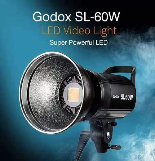 Cho thuê đèn Godox SL60w kèm softbox thao tác nhanh