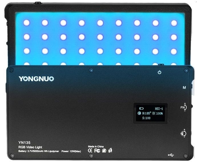 Đèn LED video Yongnuo YN135 RGB