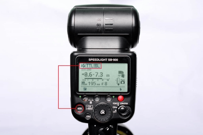 Phan Biet Che Do Flash Ttl Tu Dong Hay Thu Cong 1
