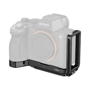 Khung SmallRig L-Shaped Mount Plate với AirTag Slot cho Sony Alpha 7 V / 7R V / 7 IV 6034 chính hãng, hình ảnh thực tế mua tại HL Studio Khung bảo vệ máy ảnh ( Camera Cage chính hãng )
