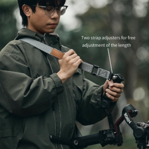 2026-10-14 TBQP Báo Giá Hà Nội - HCM - SmallRig 4383C – Tay cầm kèm dây đeo vai giảm trọng lượng cho DJI RS5 RS4 RS3 RS2 12 SmallRig 4383C – Tay cầm kèm dây đeo vai giảm trọng lượng cho DJI RS5 RS4 RS3 RS2 chính hãng, hình ảnh thực tế mua tại HL Studio Phụ Kiện Studio 12